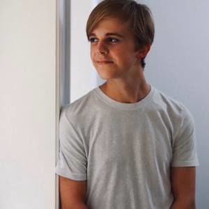 Meet your Posher, Mark